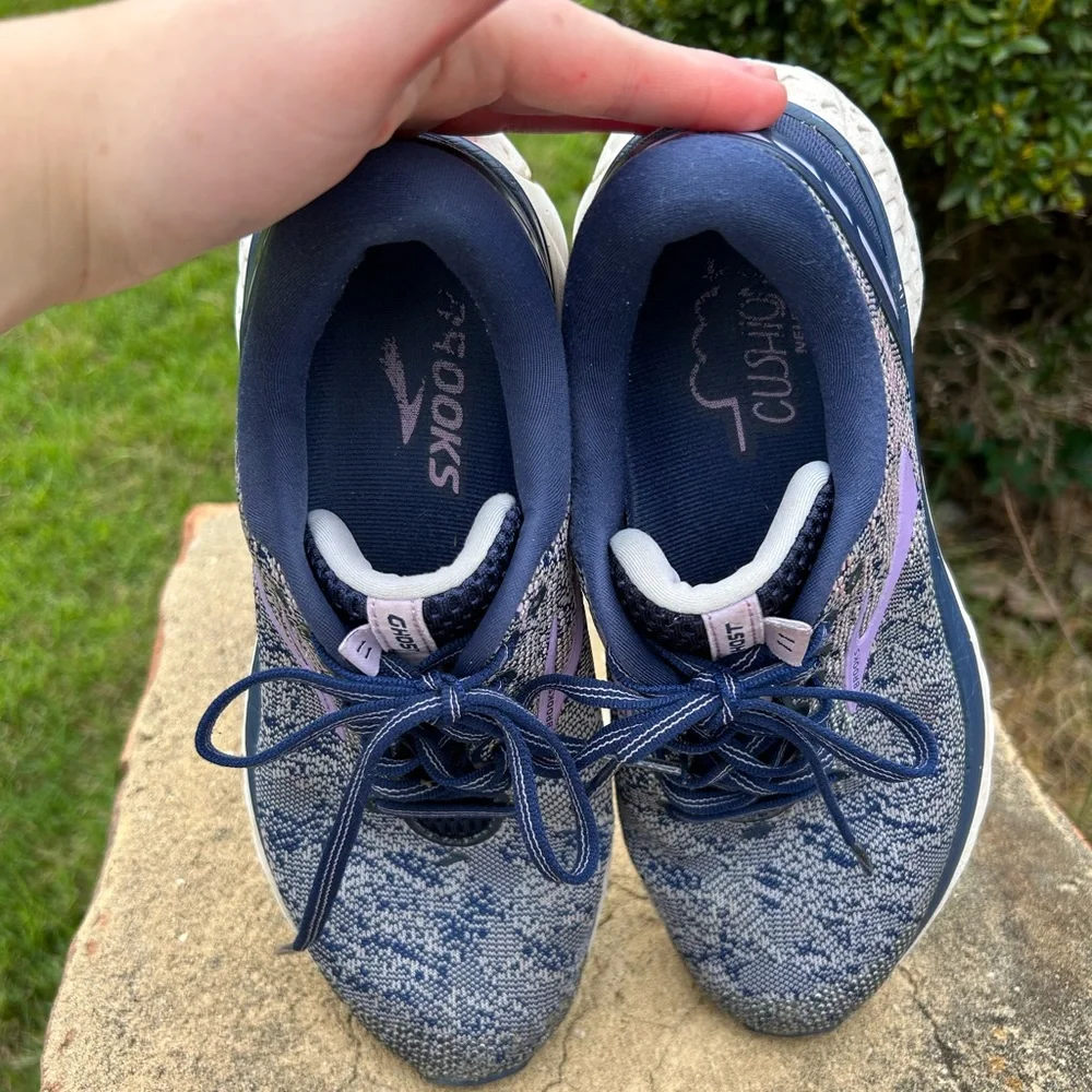 Brooks ghost 11 women’s athletic shoes - Picture 4 of 10